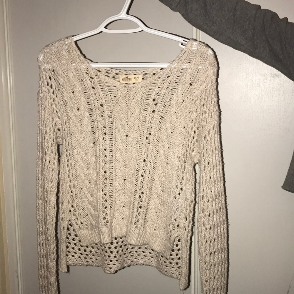 Hollister cream/beige sweater